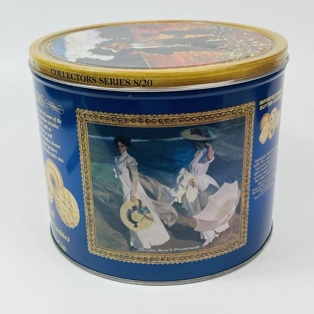 Danish Holiday Cookie Tin The Masters Large Round 7.5x9
